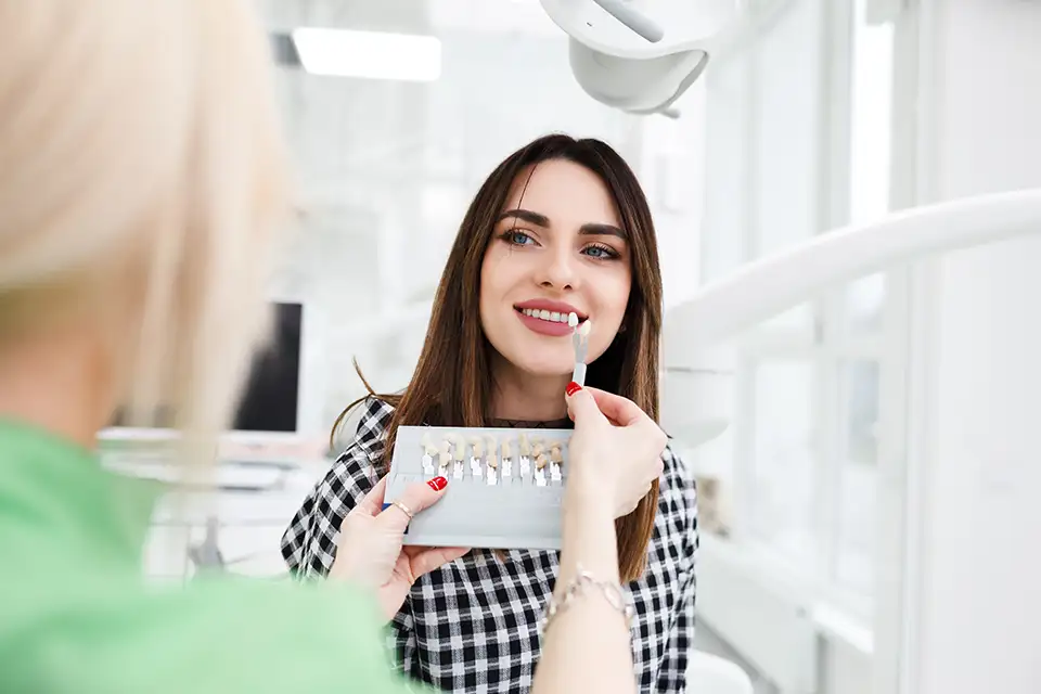 Understanding the Differences: Cosmetic Dentist vs. General Dentist