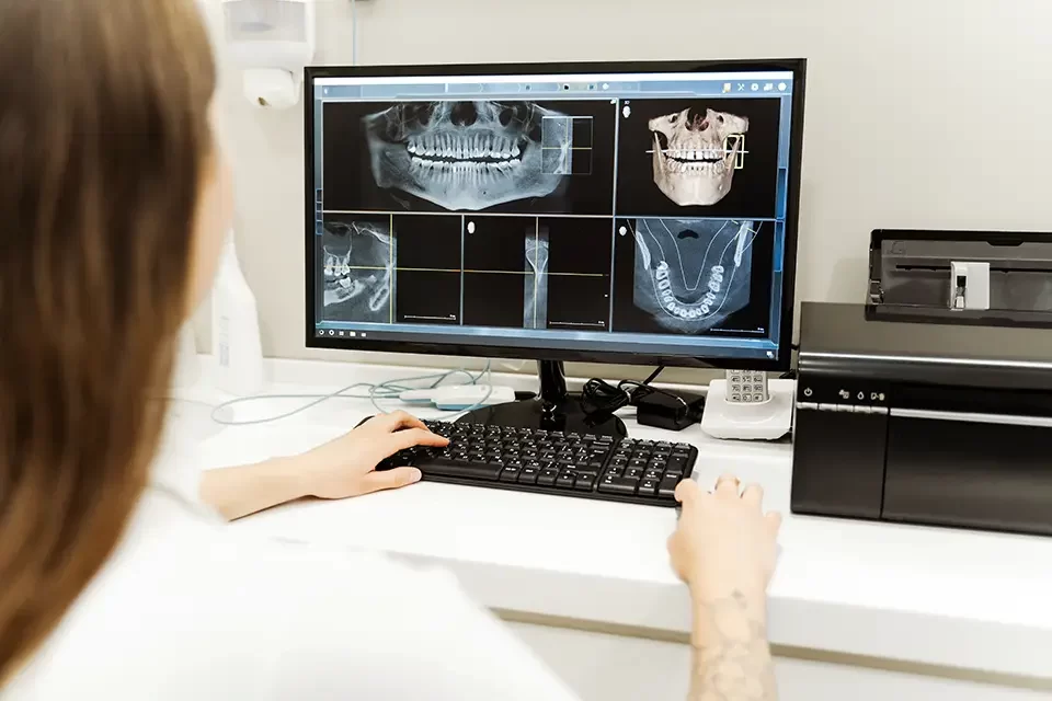 Dental Diagnostics The Role of Robotics and AI in Modern Dentistry