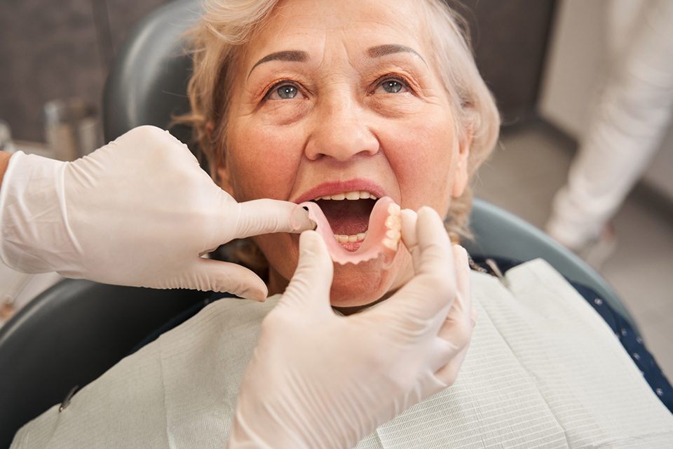 Custom Dentures - Smile Dental - St. Clair, Toronto - 833 483 4147