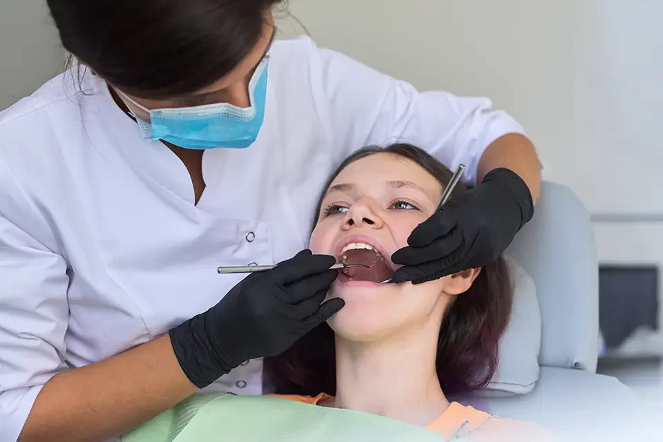 close-up-dental-treatment-procedure Average Dental Extraction Cost