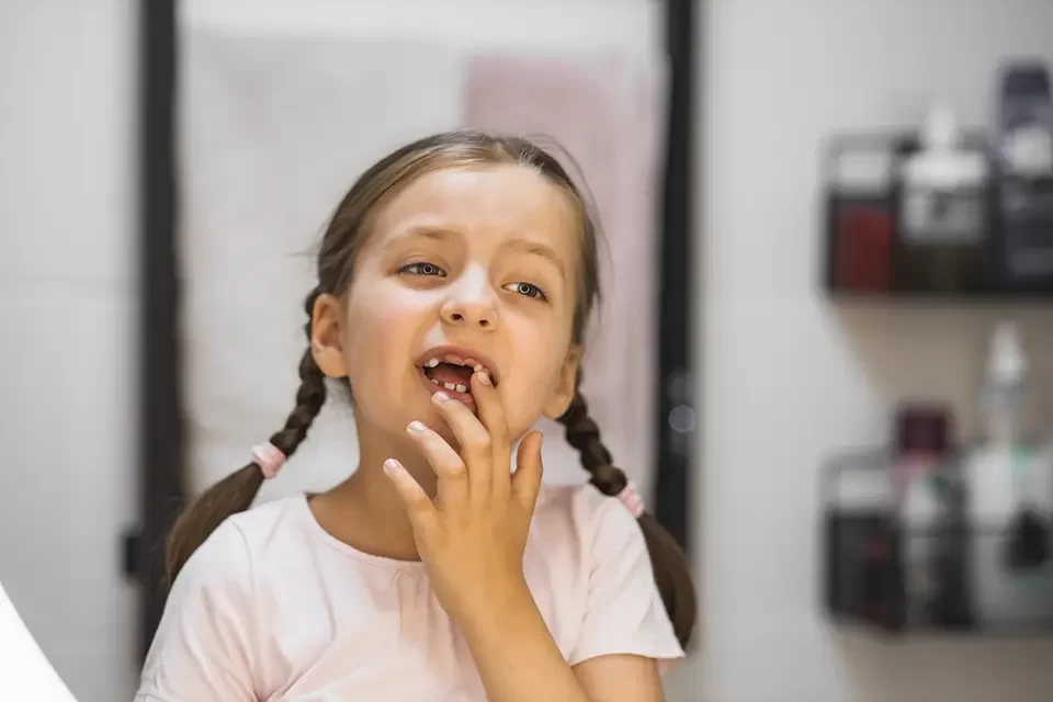 Tips for Handling a Loose Tooth