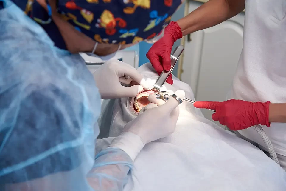 Signs You Need Your Wisdom Teeth Removed
